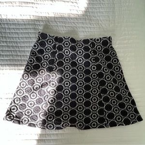 ⭐️3/$25 LOFT Knit Pattern Circle Mini Skirt